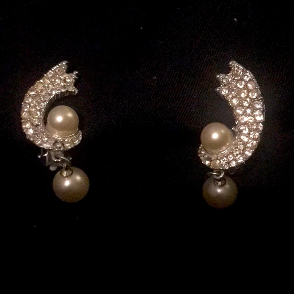 Beautiful vintage rhinestone /pearl drops - Picture 1 of 2